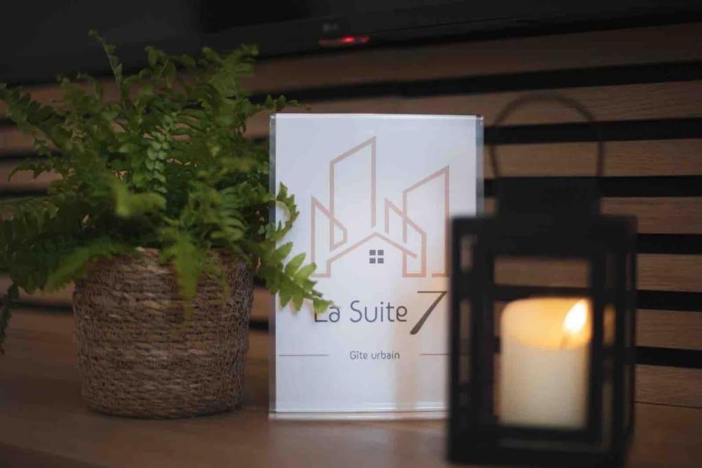 La Suite 7 Gite Urbain Charleville-Mézières Exteriör bild